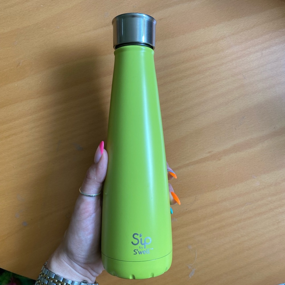 Sip by S’Well Bottle